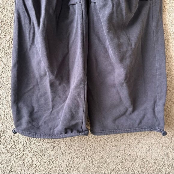 Hollister High Waisted wide straight leg grey Cargo sweatpants - Picture 3 of 8